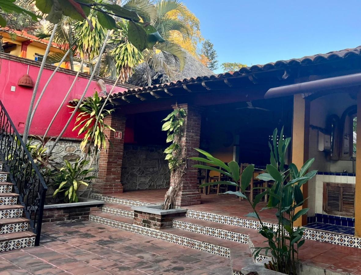 Hotel Rancho Escondito Puerto Escondido  Exterior photo